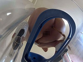 放屁・脱糞・放尿/下から出るモノ全部見せた女性たち　サンプル画像09